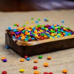 Cuca Gourmet Chocolate com MMs (Copy)